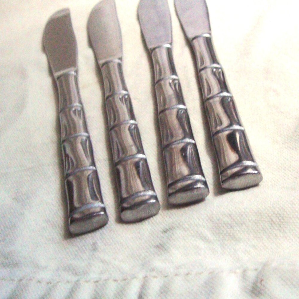 Vintage REED & BARTON / REBACRAFT 4 Stainless Steel  Bamboo Dinner Butter Knives - Picture 6 of 6
